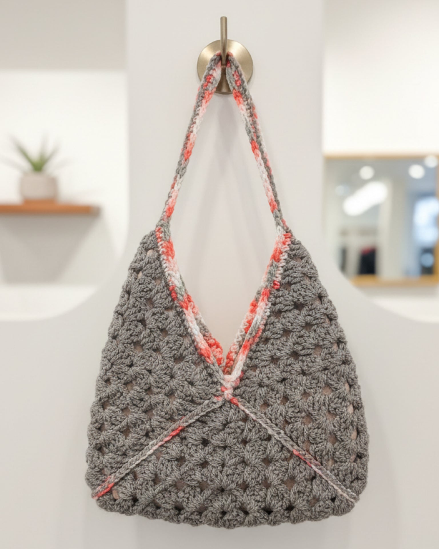 “Peach Blossom Market Tote – Lined Handmade Crochet Bag”